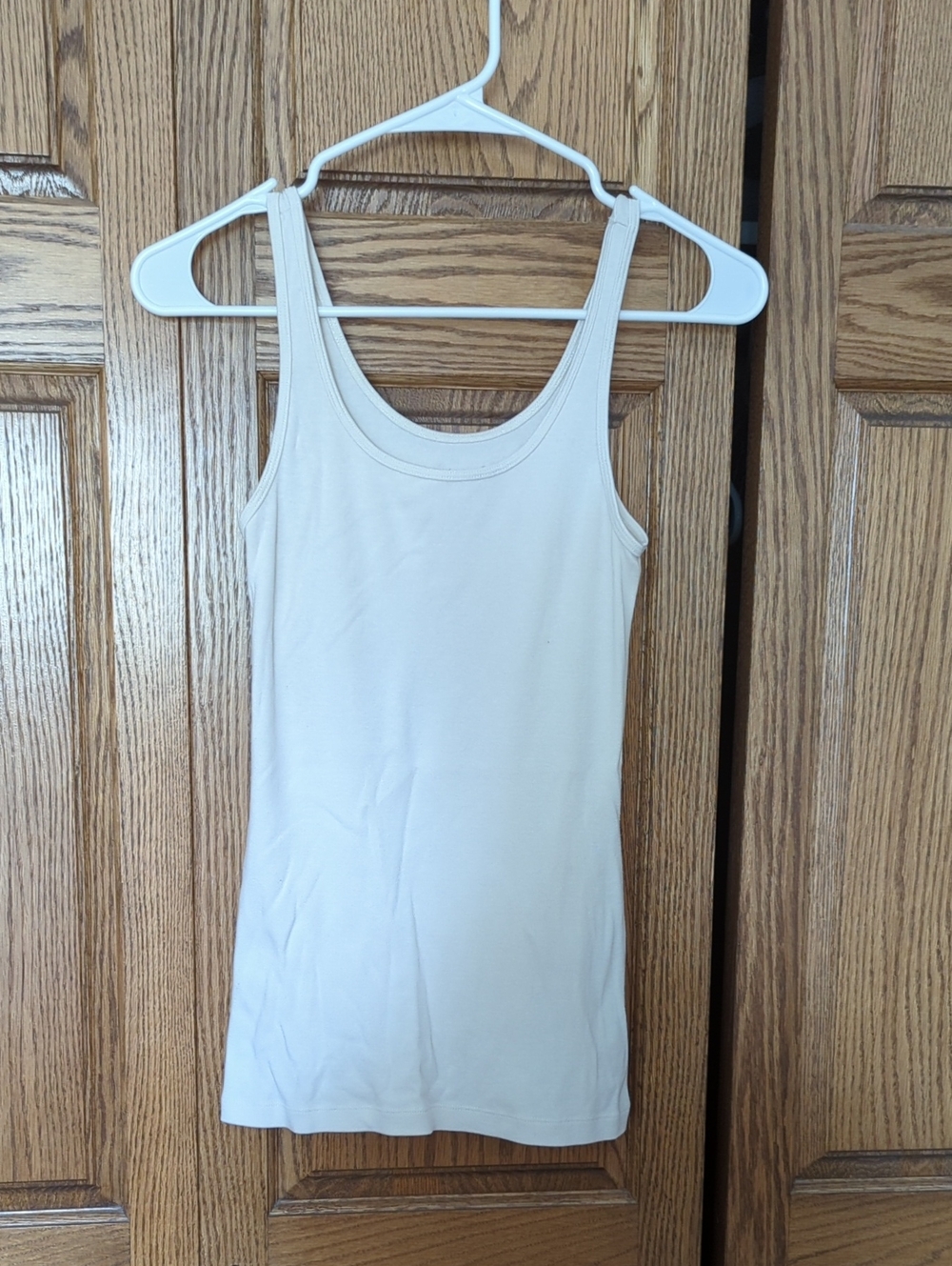 Old Navy Women's Scoop Tank Top in Light Cream